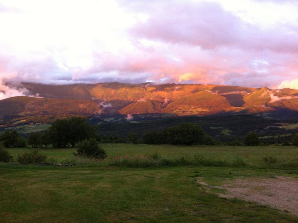 Bed and Breakfast Weekend En Provence Comps  Camera foto